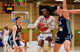 Americanca Shereen Sutherland întăreşte lotul FCC UAV-ului!